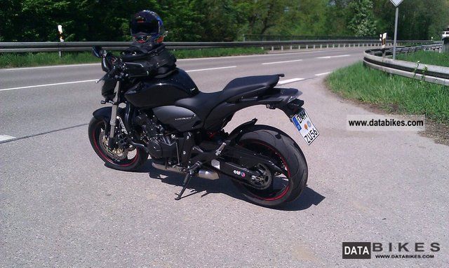 2010 Honda  CB600F Motorcycle Naked Bike photo