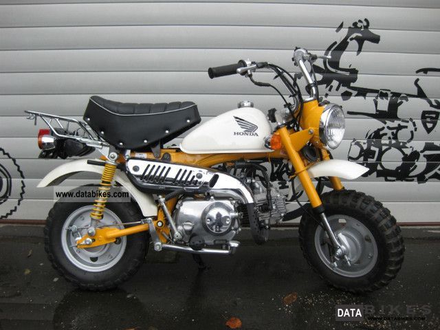 Honda  Monkey Z50J 2006 Limited Edition moped 2012 Motor-assisted Bicycle/Small Moped photo