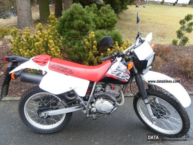 1998 Honda  XLR 125 Motorcycle Lightweight Motorcycle/Motorbike photo