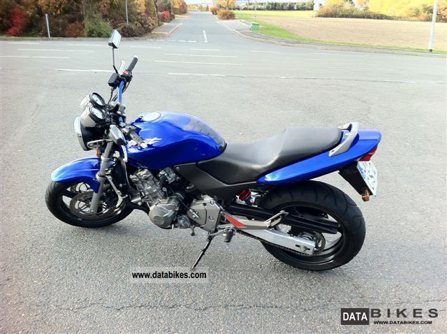 2000 Honda  CB 600 F Motorcycle Naked Bike photo