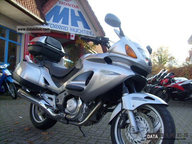 2005 Honda  NT 650 V Travel! / LOW KM / TOP CONDITION! Motorcycle Tourer photo