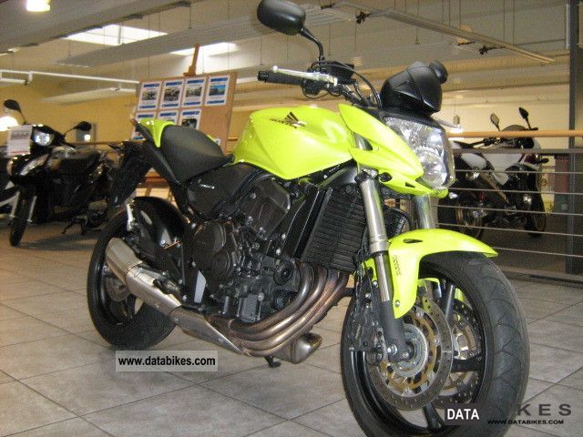 2010 Honda  CB 600 Hornet with accessories Motorcycle Naked Bike photo