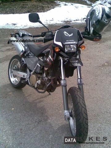2000 Husqvarna  TE 610 Motorcycle Super Moto photo