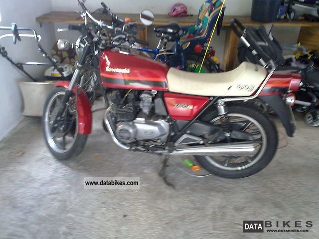 1983 Kawasaki KZ 400 J - Moto depoca - Ruote da Sogno