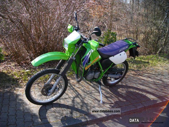 2000 Kawasaki  KMX 125 Motorcycle Lightweight Motorcycle/Motorbike photo