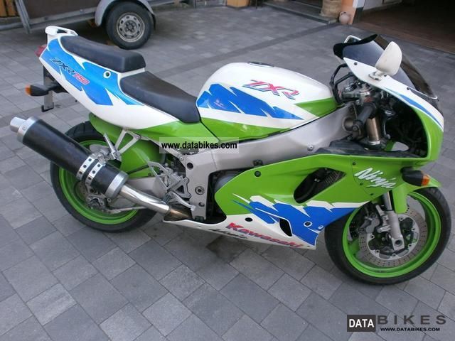 1994 Kawasaki  ZXR 750 / ZX7-R Motorcycle Sports/Super Sports Bike photo