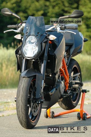 2008 KTM  Super Duke 990 R Motorcycle Streetfighter photo