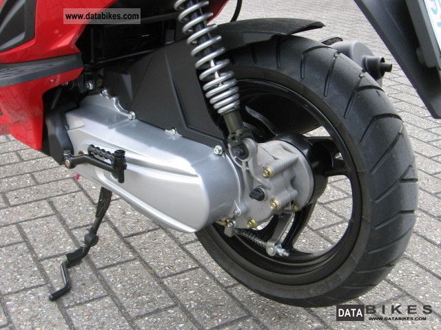 thumbnail image 2 of 101 OCTANE Stator 700.08.21 - Malaguti F12 Phantom R AC 50cc 2008-2011 2 of 3