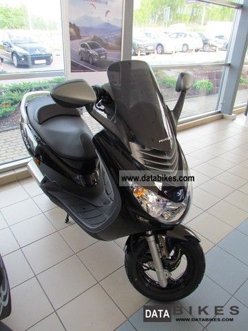 2011 Peugeot  Elystar Advantage ELYSTAR 2012 ROK - RYBNIK Motorcycle Scooter photo