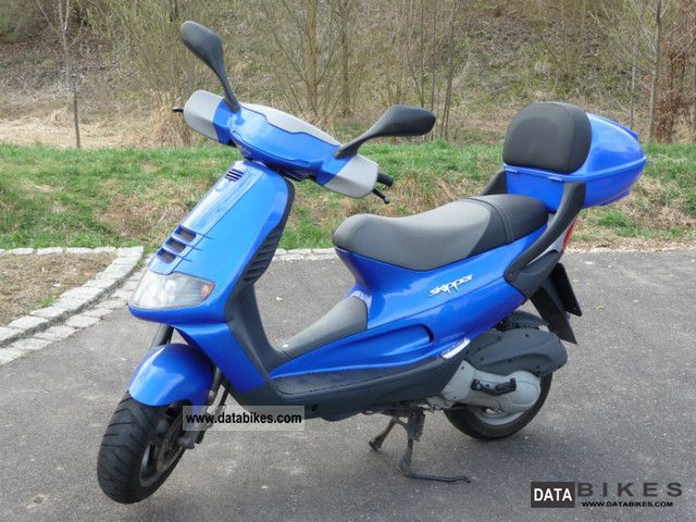 1999 Piaggio  Skipper 125 Motorcycle Scooter photo