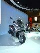 2011 Piaggio  X 10 ABS / ASR WORLD FIRST 125/350/500 Motorcycle Scooter photo 2