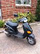 2000 Piaggio  Zip 25 Motorcycle Scooter photo 2