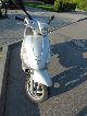 2005 Piaggio  FLY 125 Motorcycle Scooter photo 3