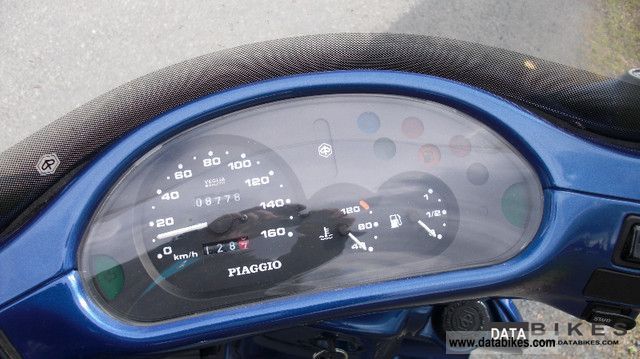 thumbnail image 2 of F.FABBRI Clear Locksmith Windscreen For Piaggio Hexagon 125 Summer (1994-1997) – NOS 2 of 6