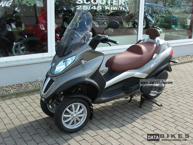 2011 Piaggio  MP 3 LT Touring 500 Mod.2012 possible test drive Motorcycle Scooter photo