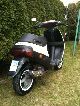 1998 Piaggio  Zip Motorcycle Scooter photo 1