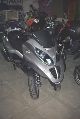 2011 Piaggio  MP3-300-400-500 Motorcycle Scooter photo 2