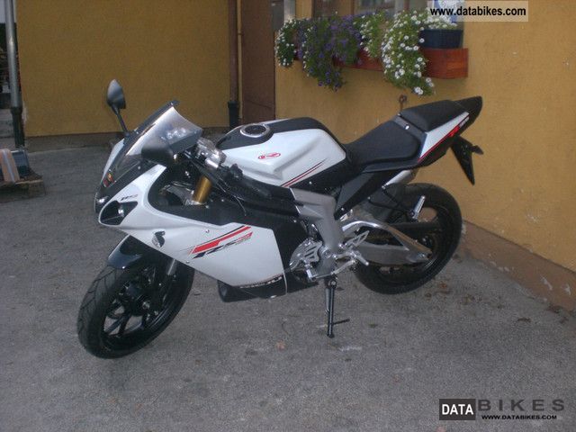 2011 Rieju  RS3 R125 125 including 80 km / h throttle Motorcycle Lightweight Motorcycle/Motorbike photo