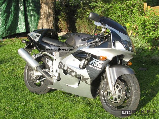 1998 Suzuki  GSX R 600 Motorcycle Sports/Super Sports Bike photo