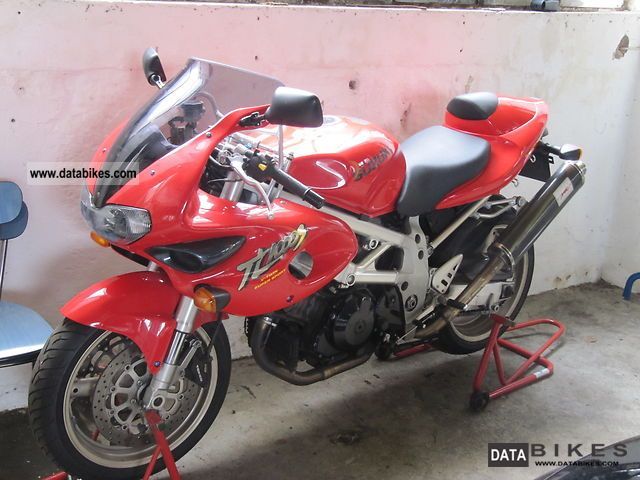 1997 Suzuki  TL 1000 S Motorcycle Sports/Super Sports Bike photo