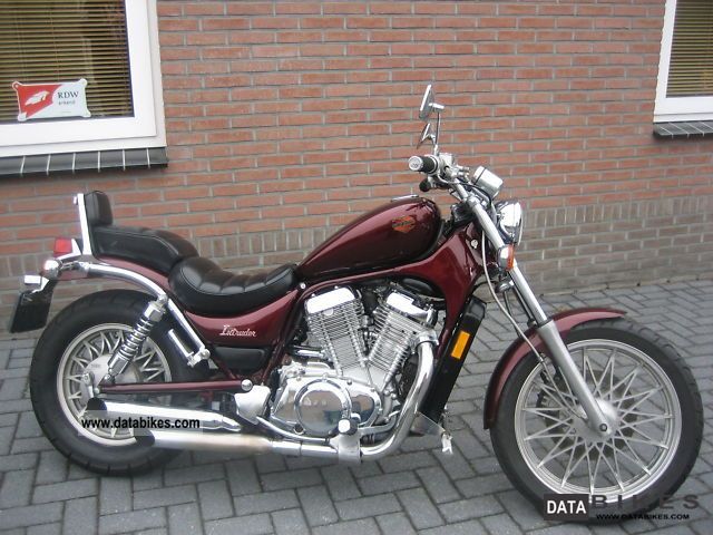 1986 Suzuki  VS 700 INTRUDER, ONLY 28 408 KM Motorcycle Chopper/Cruiser photo