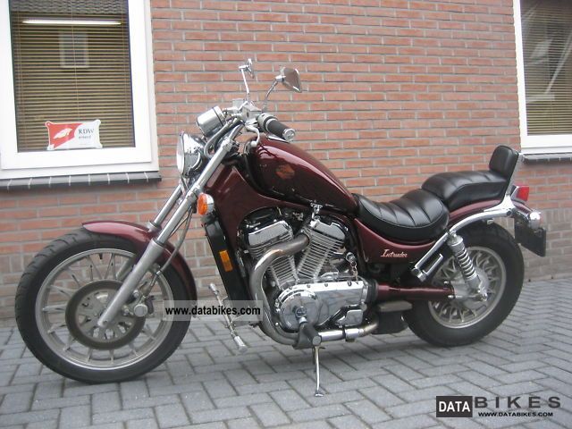 1986 Suzuki VS 700 INTRUDER, ONLY 28 408 KM