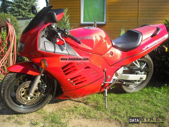 1993 Suzuki  RF 600 Motorcycle Sports/Super Sports Bike photo