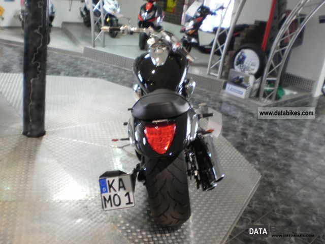 2011 Suzuki  vzr1800 Motorcycle Chopper/Cruiser photo