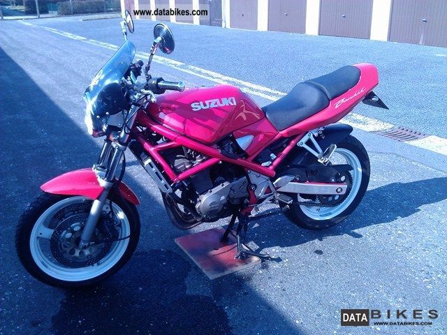 1991 Suzuki  GSF 400 Motorcycle Naked Bike photo