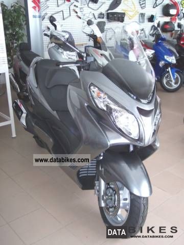 Suzuki  AN400AL1 WITH ABS - NEW - TOURING PACKAGE 2011 Scooter photo
