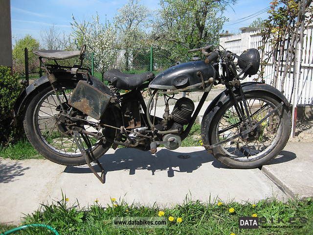 Triumph  RL 30 Nuremberg factory 1934 Vintage, Classic and Old Bikes photo