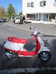 2011 Vespa  125 ie college Motorcycle Scooter photo 8