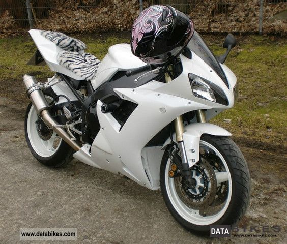 yamaha super sports bike