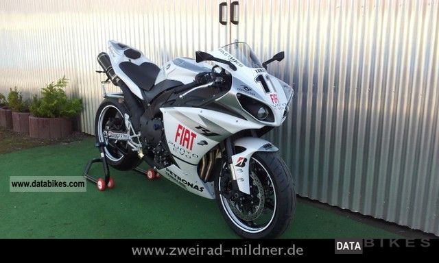 2011 Yamaha  YZF-R1 MotoGP Replica Punto Evo Special Price Motorcycle Sports/Super Sports Bike photo