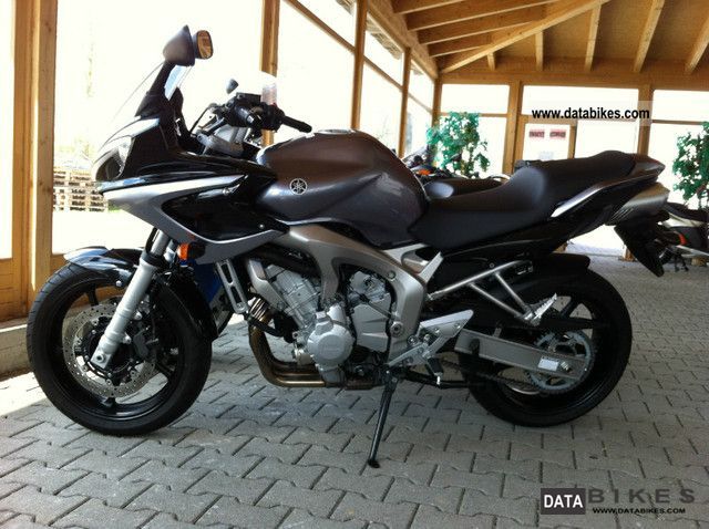2008 Yamaha  FZ6 Fazer- Motorcycle Motorcycle photo