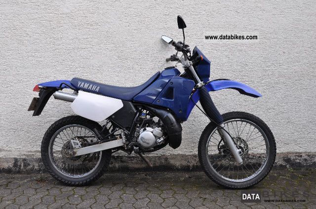 1997 Yamaha  DT 125 R Motorcycle Lightweight Motorcycle/Motorbike photo
