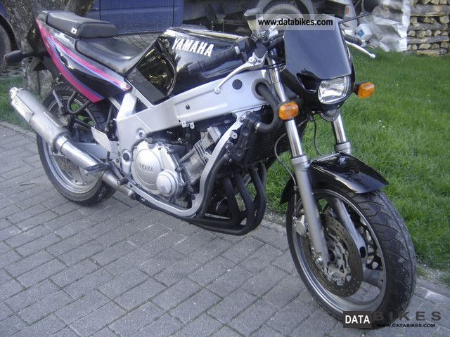 1989 Yamaha FZR 600 Streetfighter Bike.