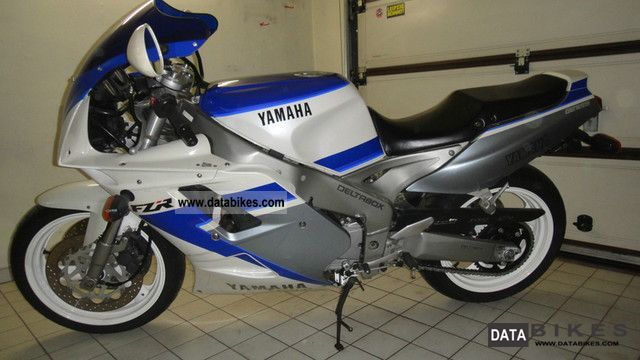 1993 Yamaha  FZR 1000 Motorcycle Sports/Super Sports Bike photo