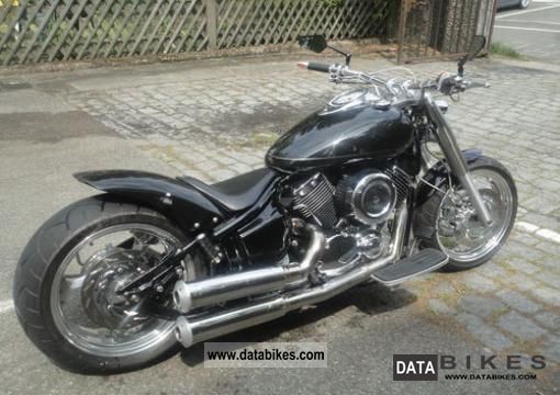2004 Yamaha  XVS 1100 Drag Star Motorcycle Tourer photo