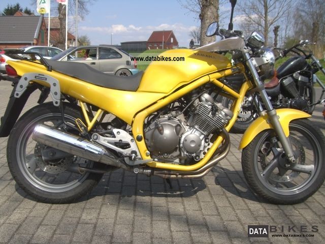 1995 Yamaha  Diversion Motorcycle Naked Bike photo