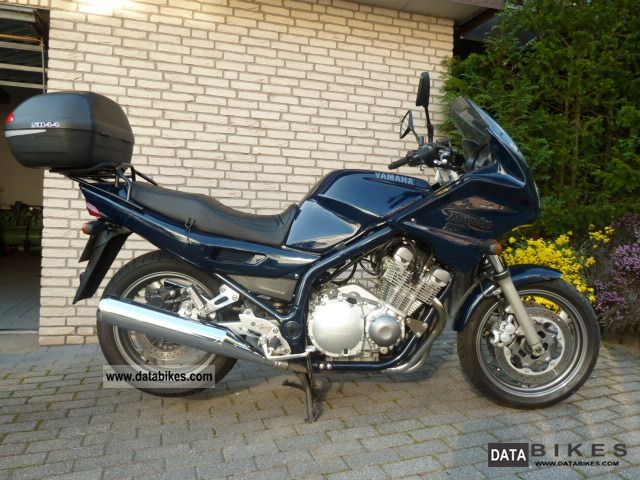 1998 Yamaha  XJ 900 Diversion Motorcycle Sport Touring Motorcycles photo