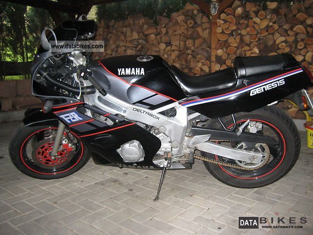1997 Yamaha  FZR 600 Motorcycle Sports/Super Sports Bike photo