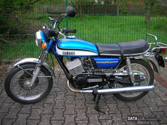 Yamaha  RD350 1974 Motorcycle photo