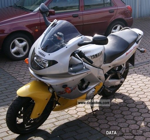 1996 Yamaha  YZF 600R Thundercat Motorcycle Sports/Super Sports Bike photo