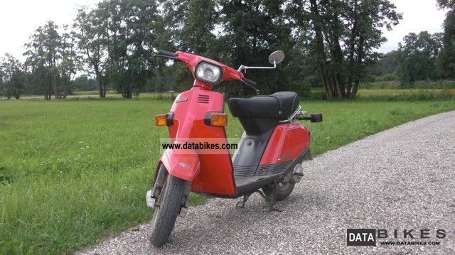 1982 Yamaha  14 A Motorcycle Scooter photo