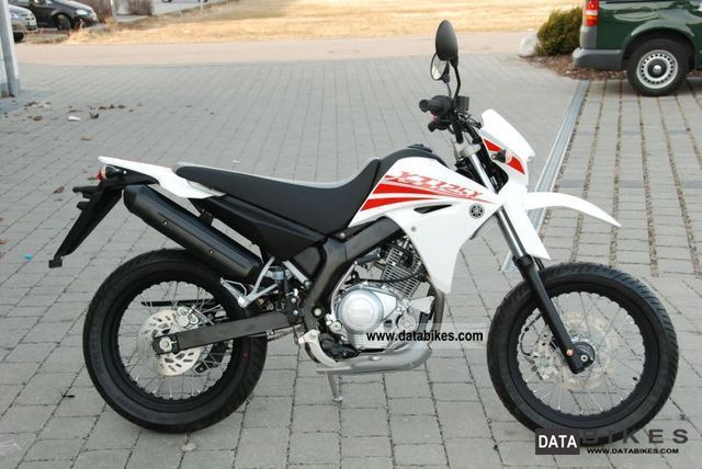 2011 Yamaha  XT 125 X Motorcycle Super Moto photo