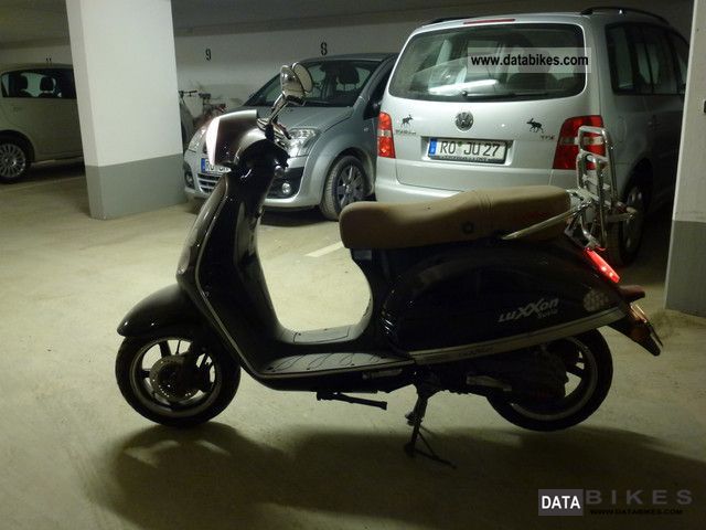 2010 Other  Luxxon Suvio 50 Motorcycle Scooter photo