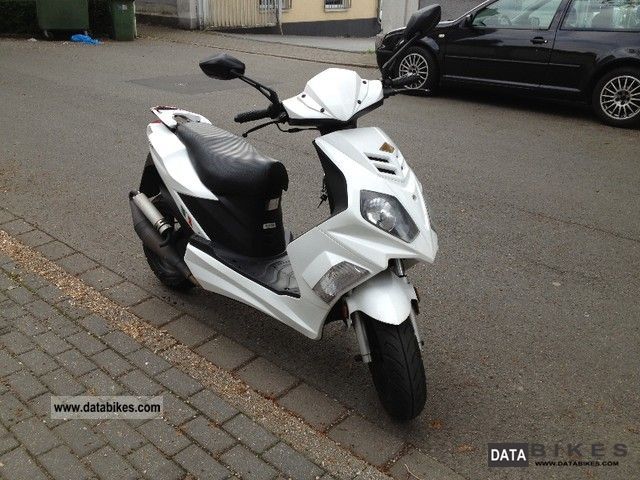 2010 Other  Capillary Tempesta 50 Motorcycle Scooter photo
