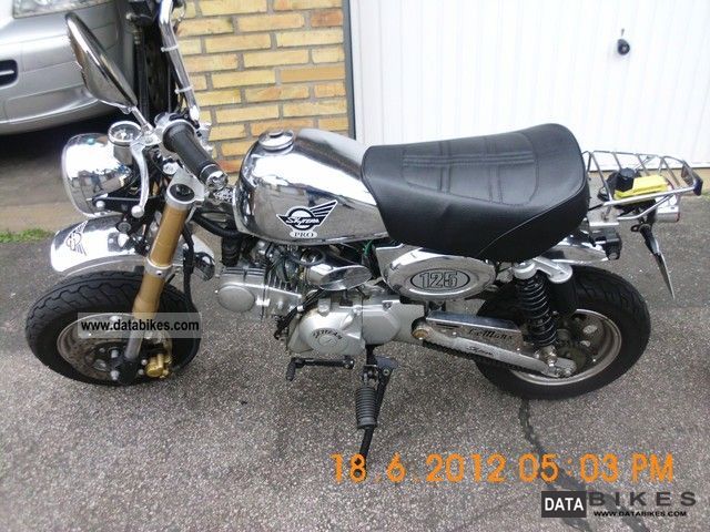 2009 Skyteam  ST125-8B Motorcycle Motor-assisted Bicycle/Small Moped photo