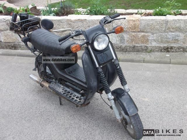 1992 Simson  SR 50 Motorcycle Scooter photo